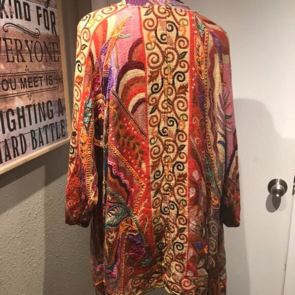 LIKE NEW KIMONO HAND EMBROIDERED WOMENS MEDIUM BY ANU - Picture 7 of 12